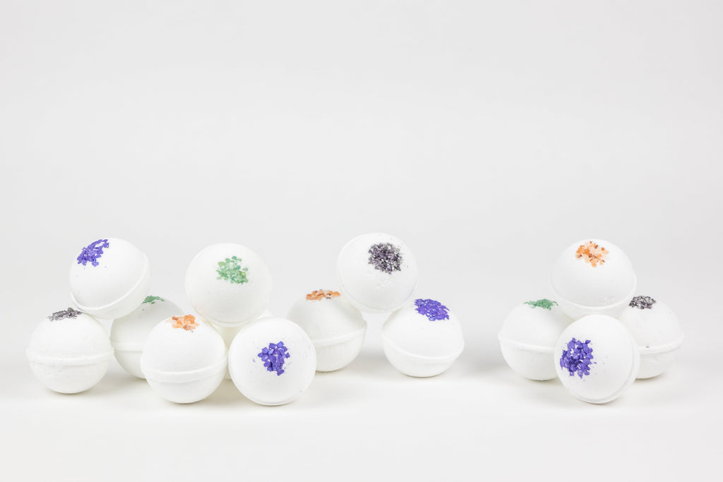 Bath Bomb and Shower Steamer Lizush All Natural Lavender Gift Box with - bath & body products